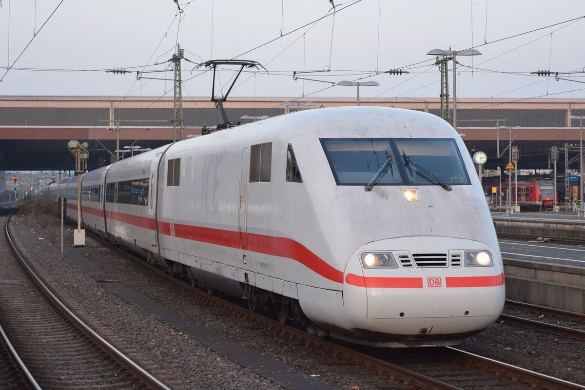 ICE 30周年: RiG Eisenbahnblog